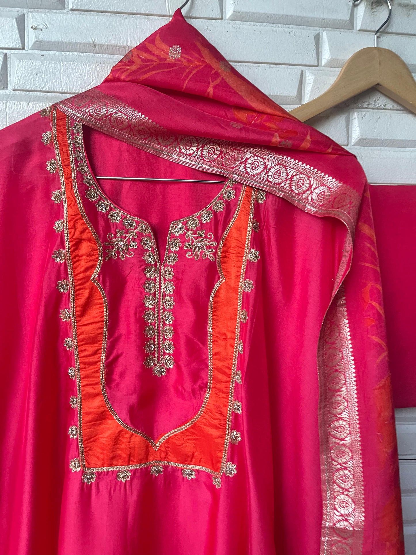 Pure silk unstitched ladies suit Rc17804