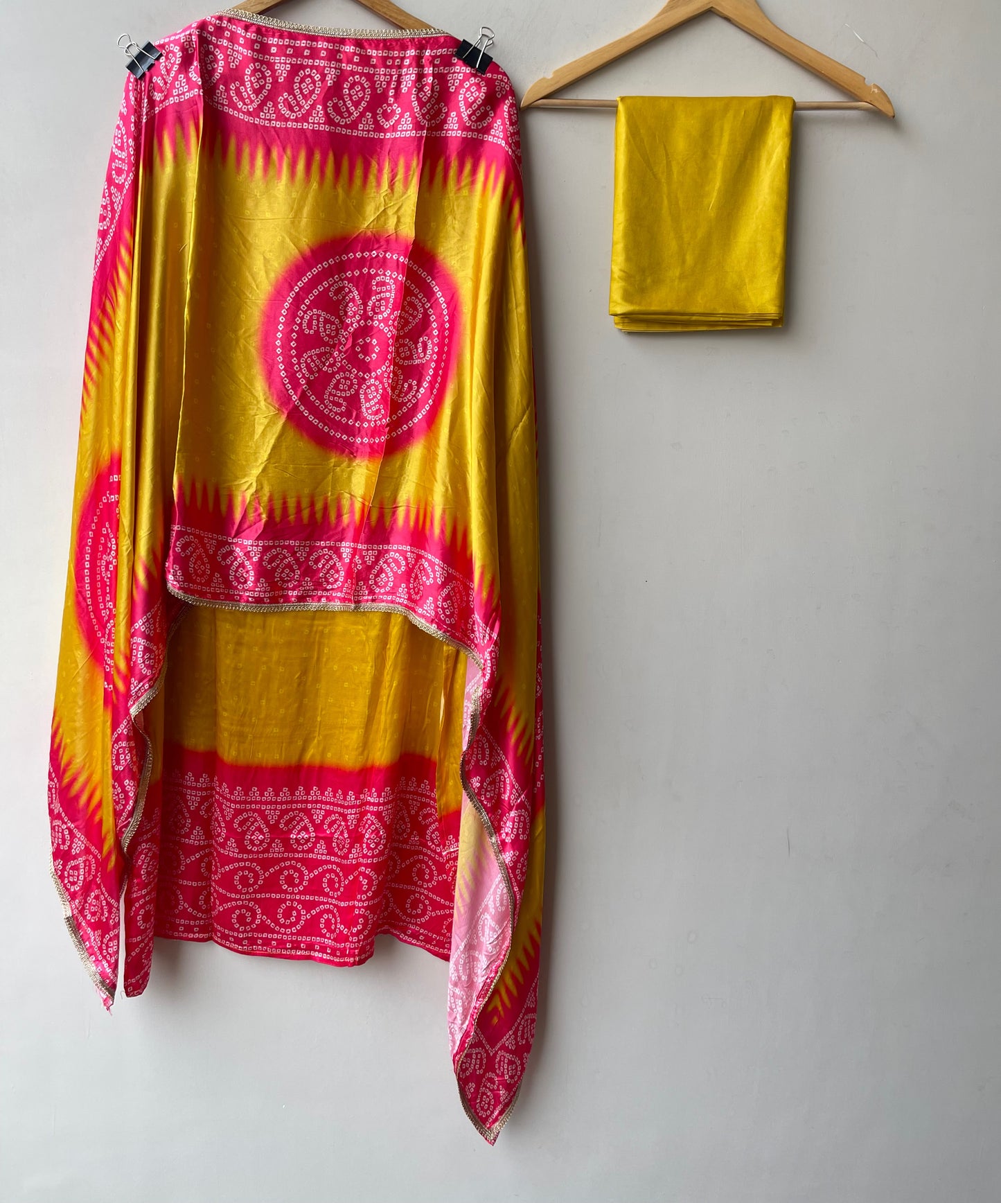 Gajji silk printed unstitched ladies suit Rc19236 (a)