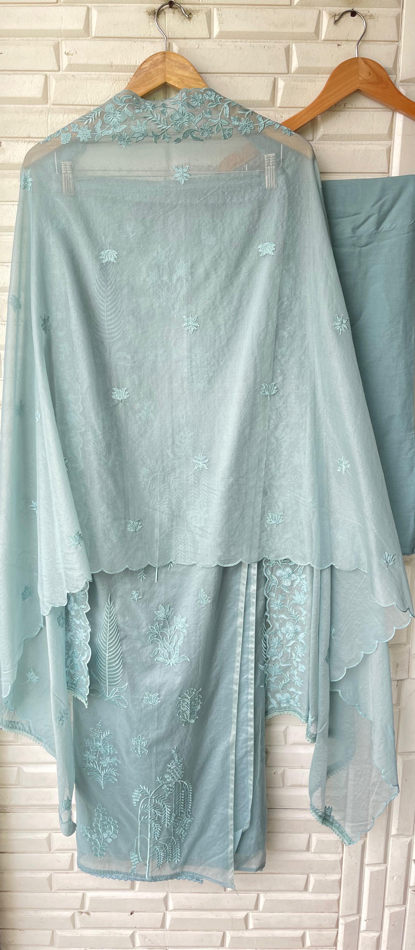 Mul chanderi unstitched ladies suit Rc17410 (a)