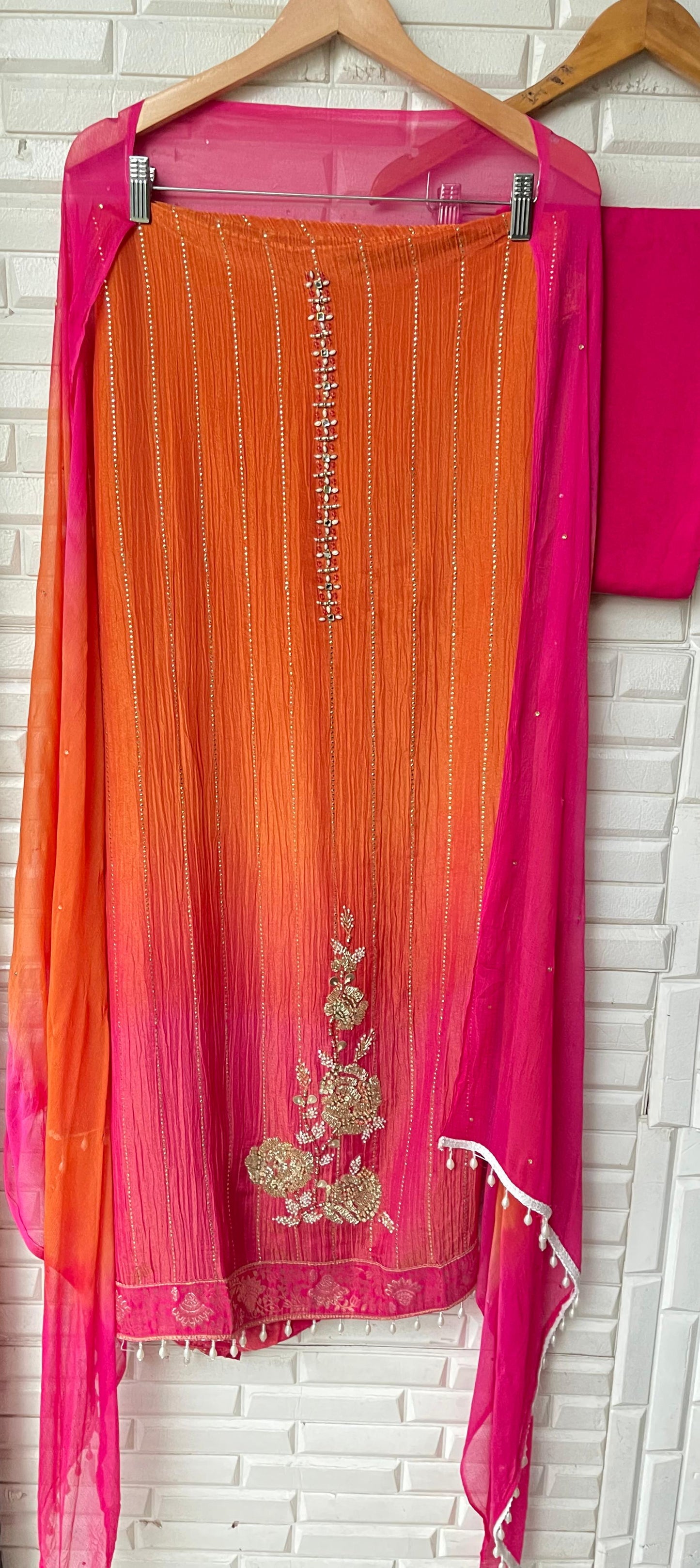 Crushed shimmer tissue unstitched ladies suit Rc17688