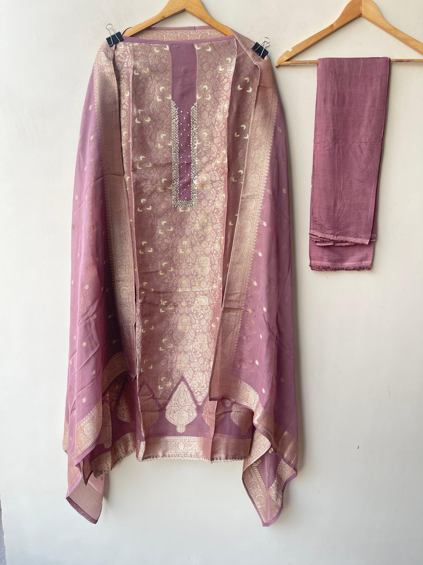Pure Banarasi brocade silk unstitched ladies suit Rc19348 (a)