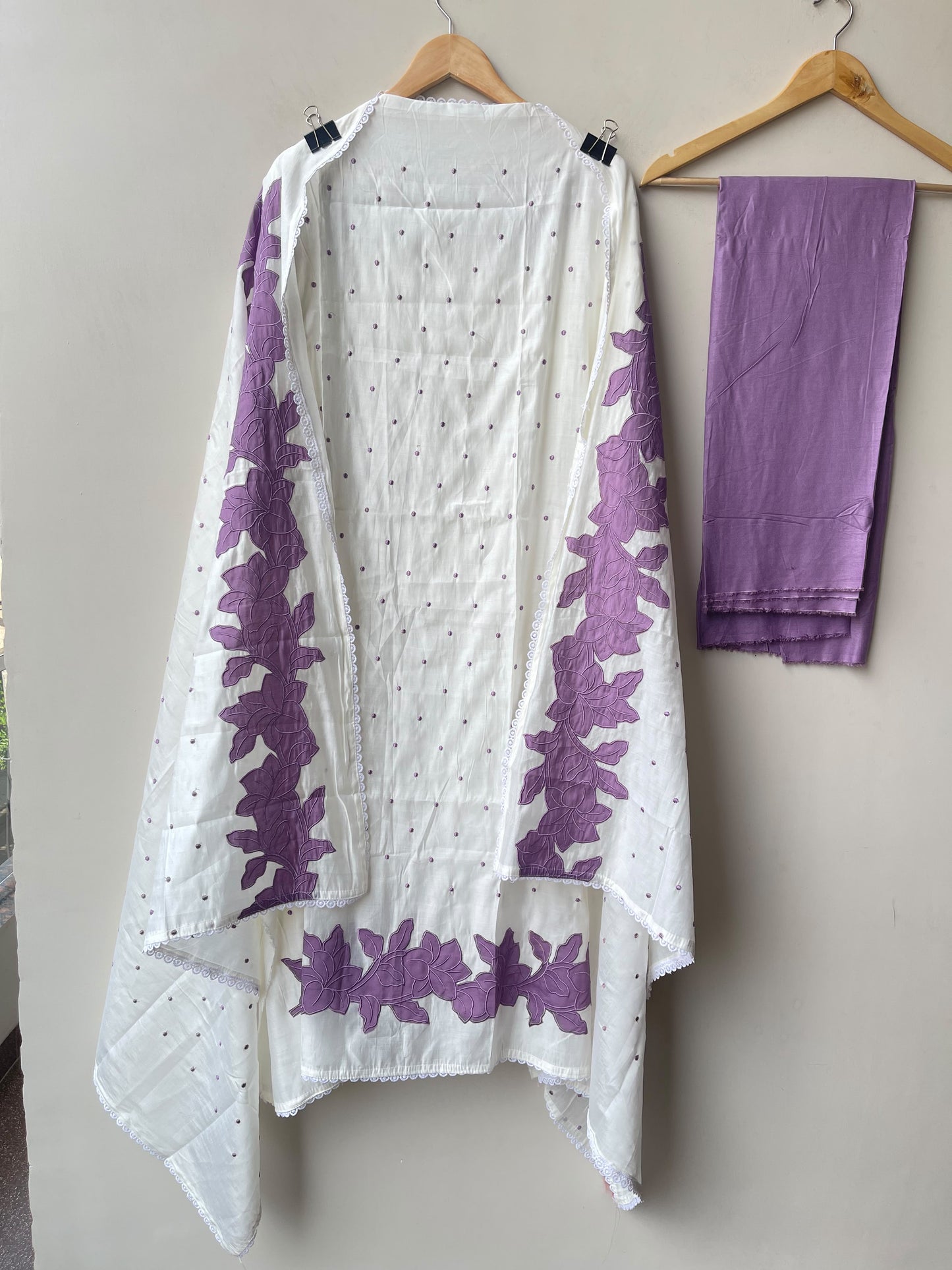 Mul Chanderi Cotton Resham Embroidered Unstitched Suit Set