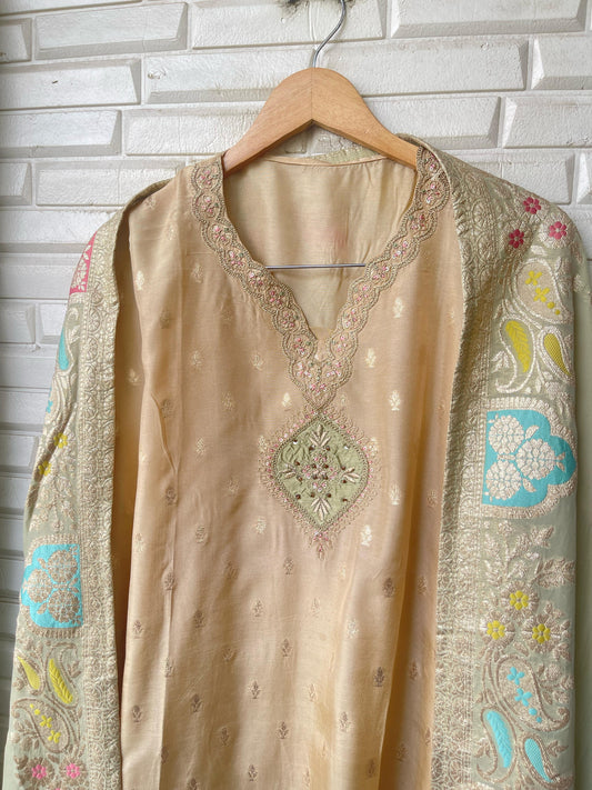 Silk unstitched ladies suit Rc16903