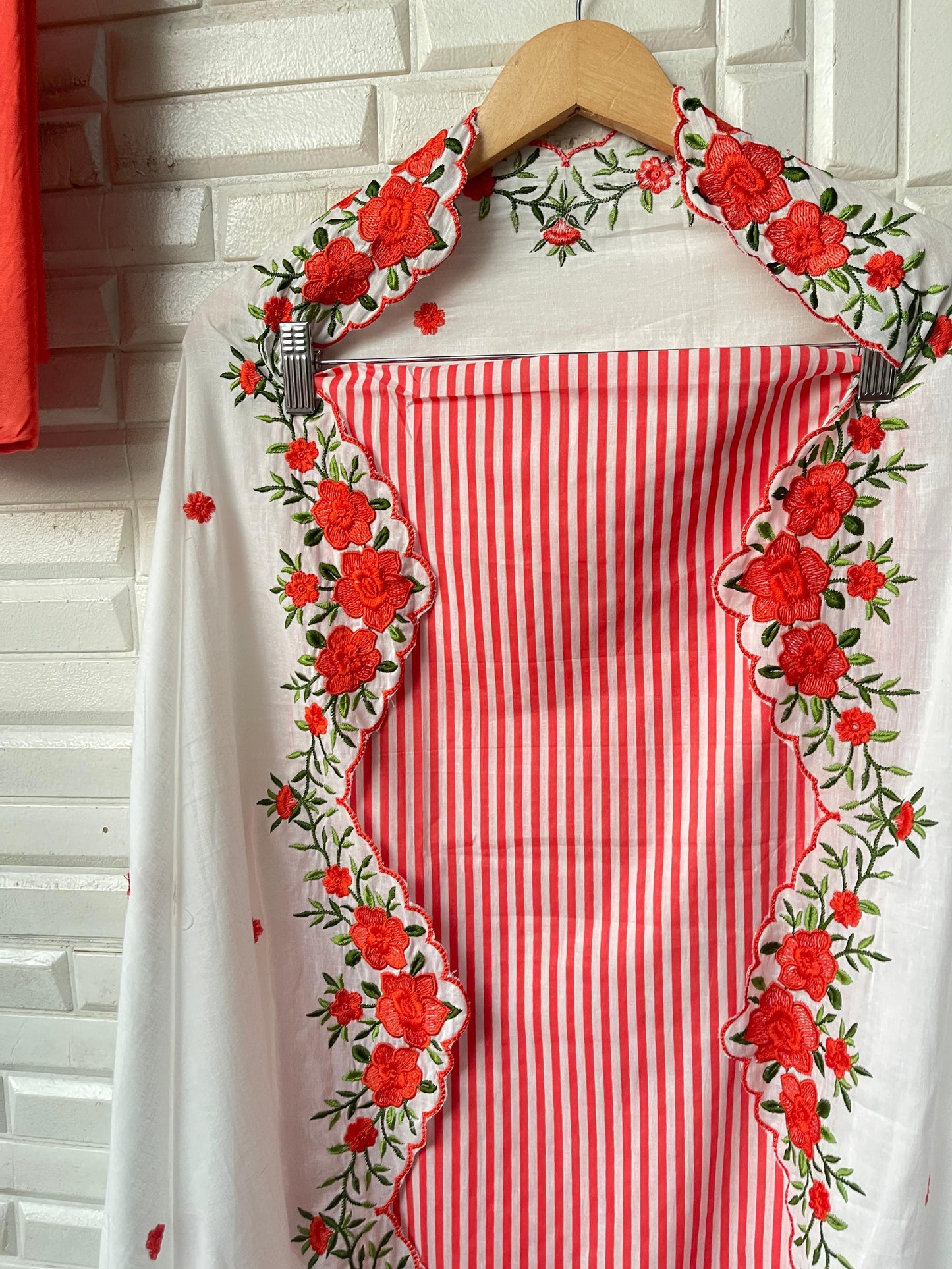 Cotton Printed Unstitched Ladies suits Rc 17091 (a)