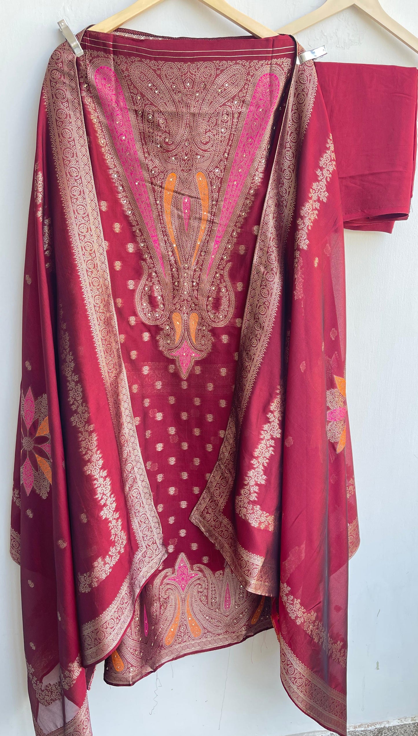 Banarasi silk unstitched ladies suit Rc17878 (c)