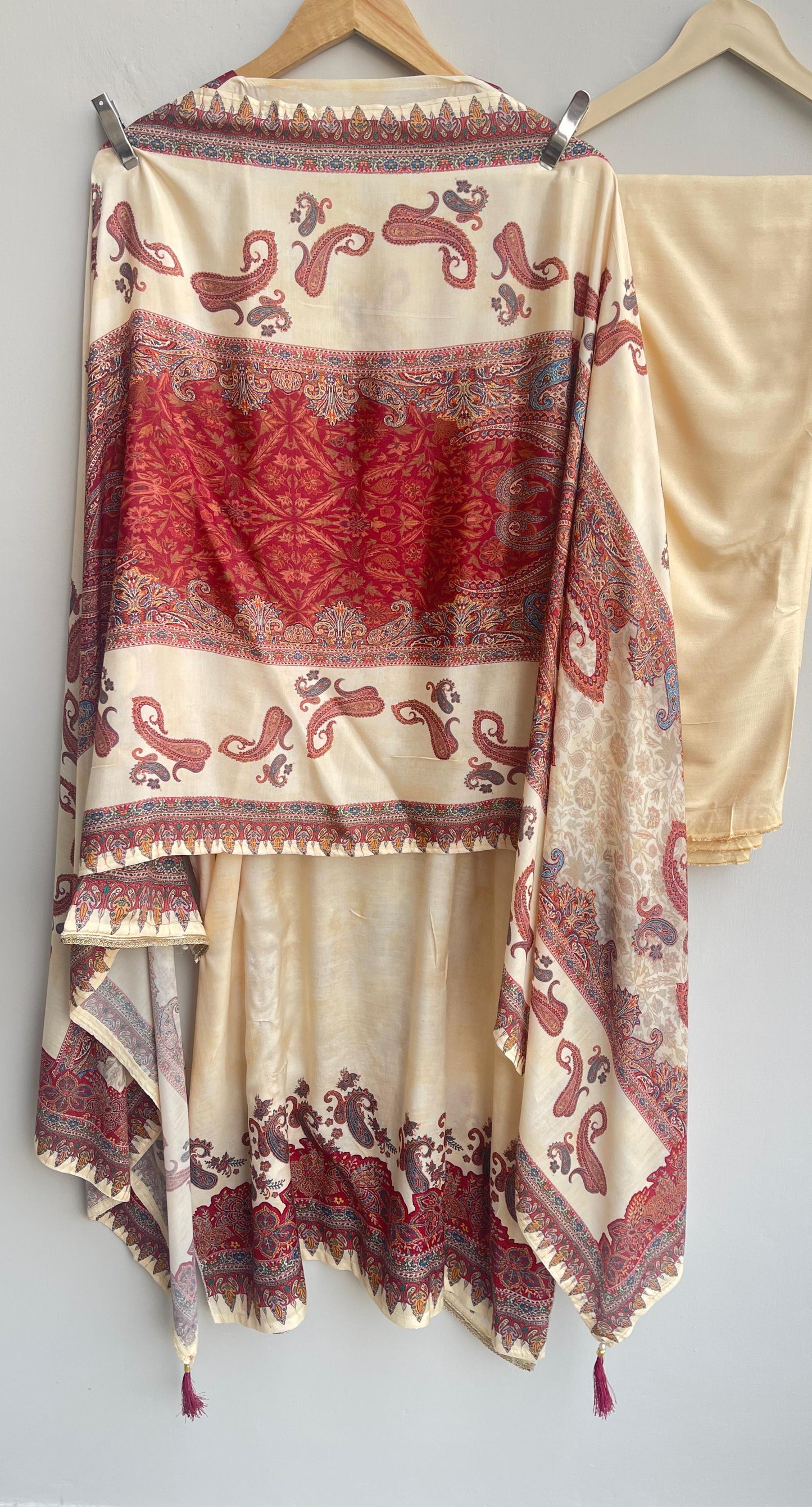 Muslin silk unstitched ladies suit Rc17944