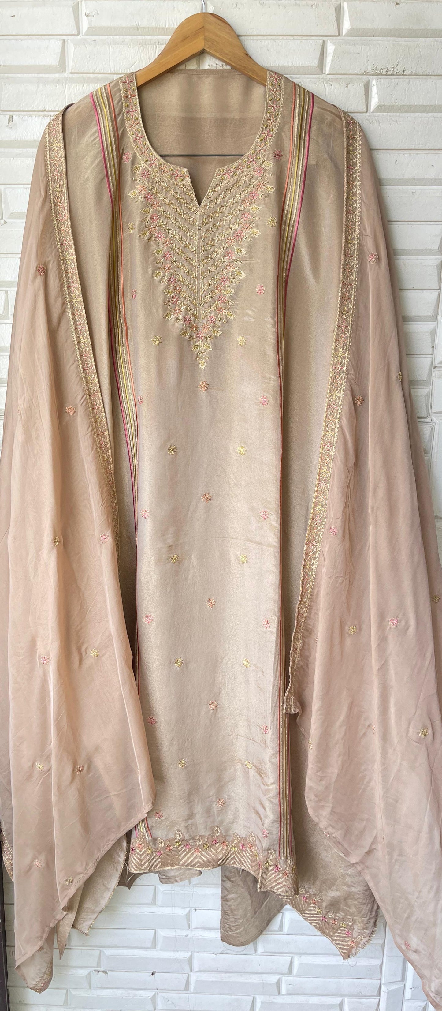 Shimmer silk unstitched ladies suit Rc17798