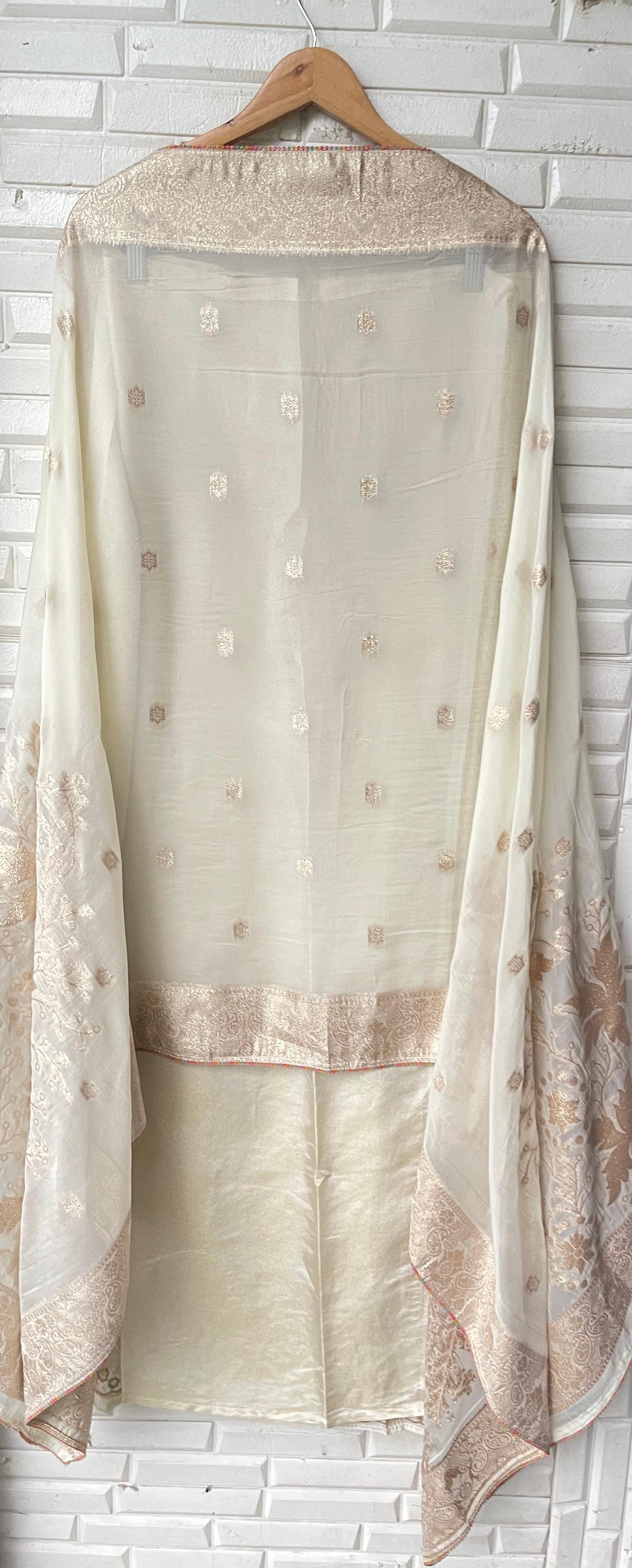 Shimmer silk unstitched ladies suit Rc17629