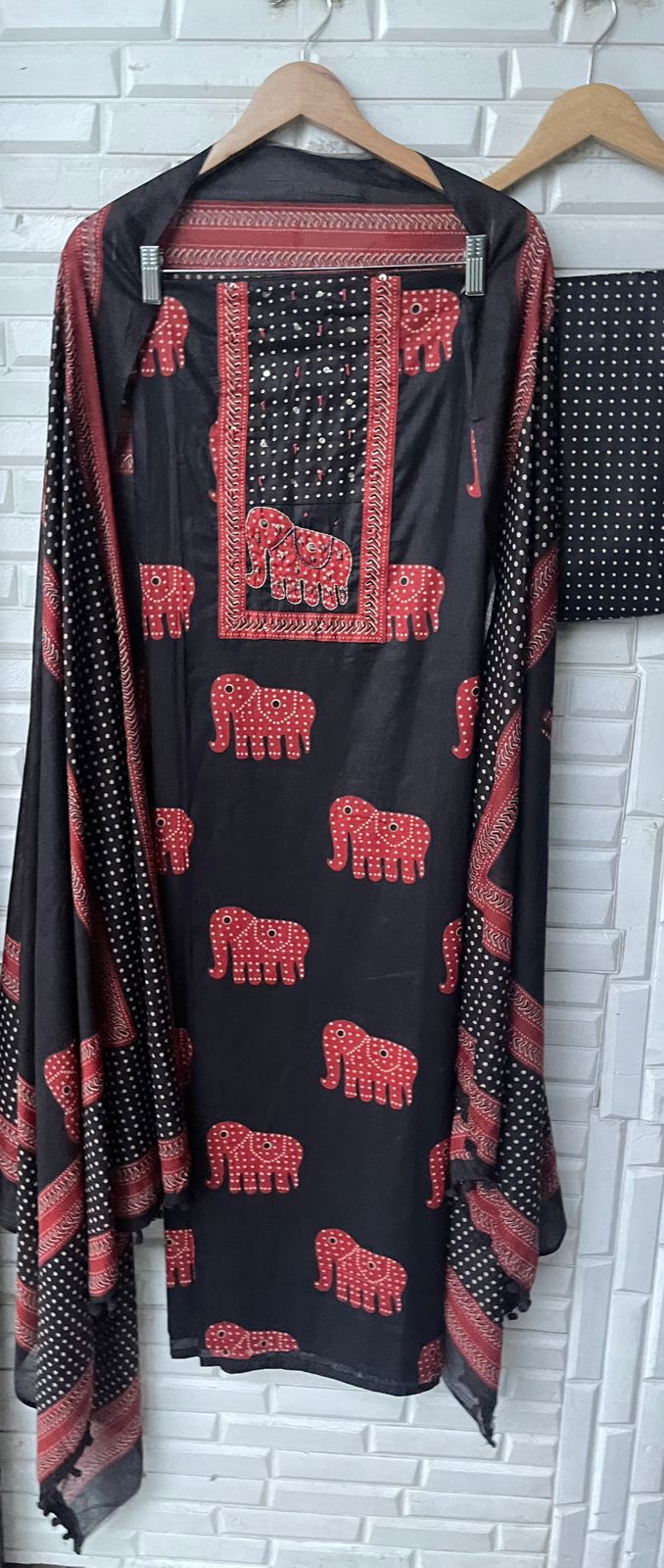 Cotton printed unstitched ladies suit Rc17618 (a)