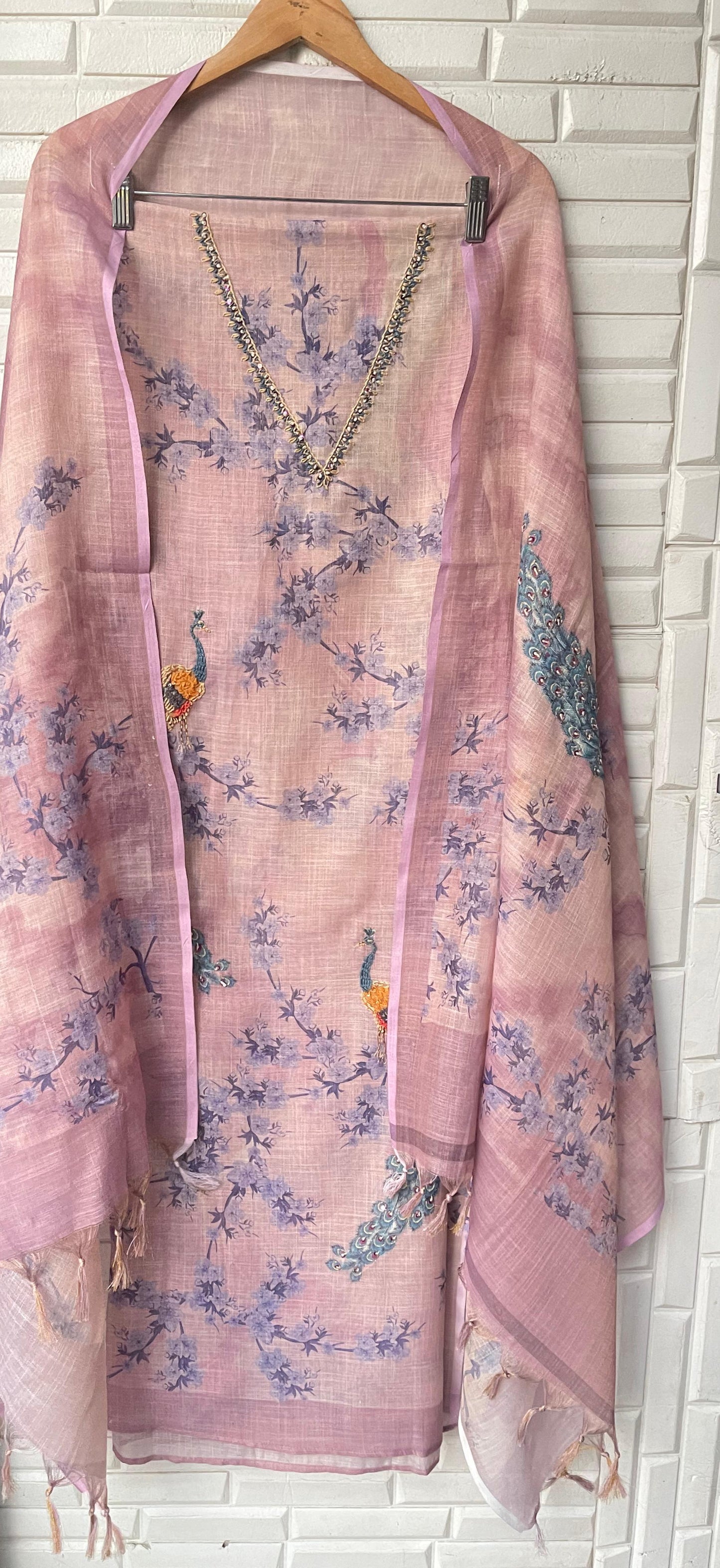 Linen unstitched ladies suit Rc17328