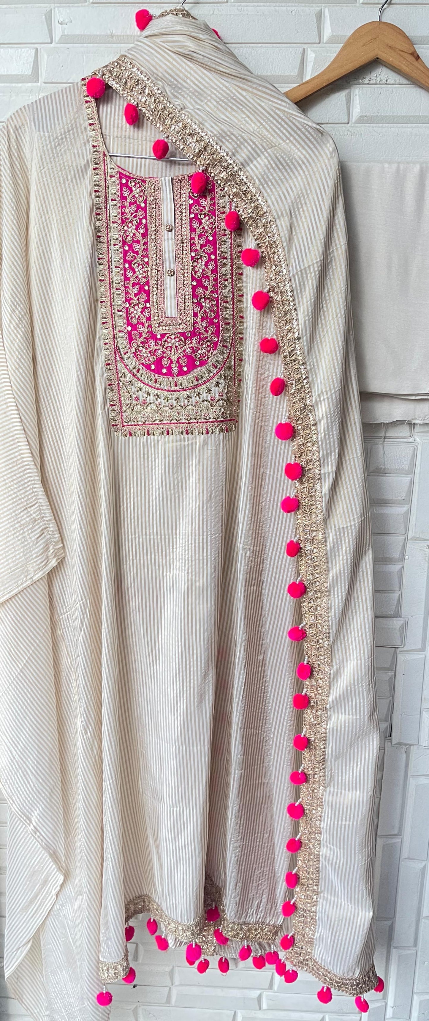 Banarasi shimmer silk unstitched ladies suit Rc17638