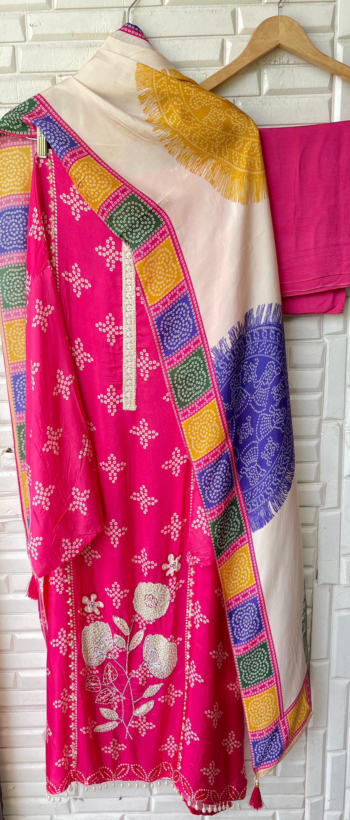 Crape satin unstitched ladies suit Rc17750