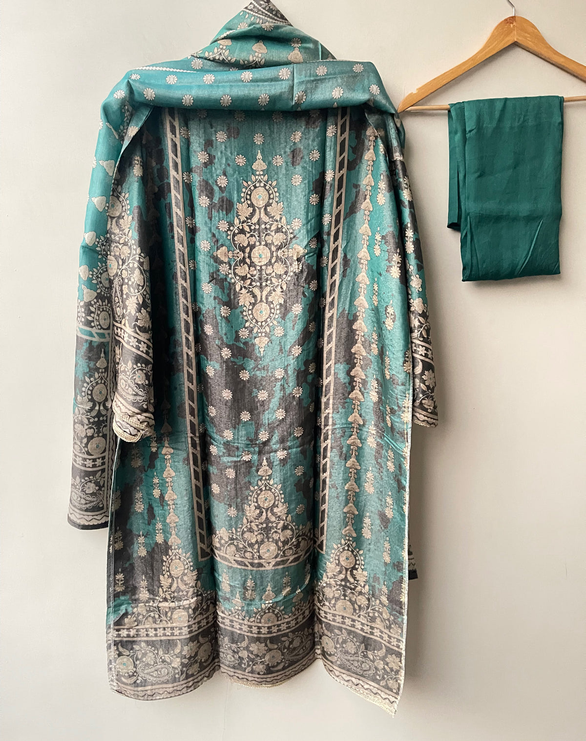 Shimmer Organza Silk Printed Unstitched Suit Set with Mirror Work & Swarowski Highlighting