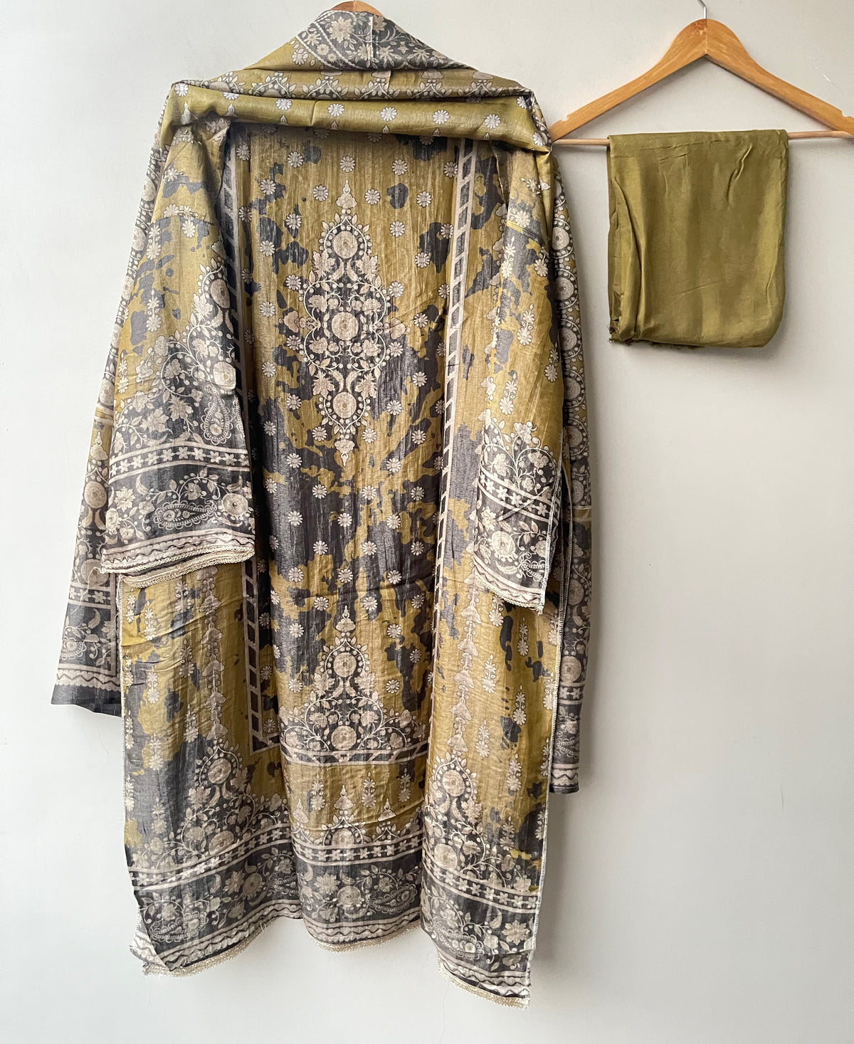 Shimmer Organza Silk Printed Unstitched Suit Set with Mirror Work & Swarowski Highlighting