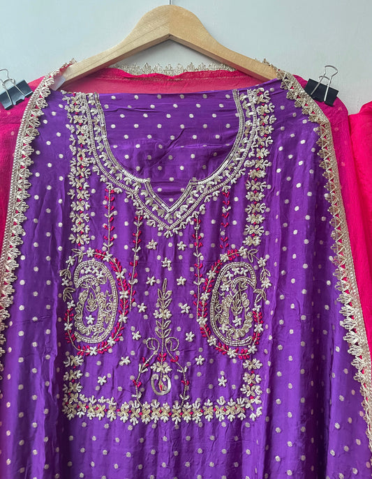Pure Banarasi Silk Woven Unstitched Suit Set with Cutdana Pearl Work (Karwachauth Special)