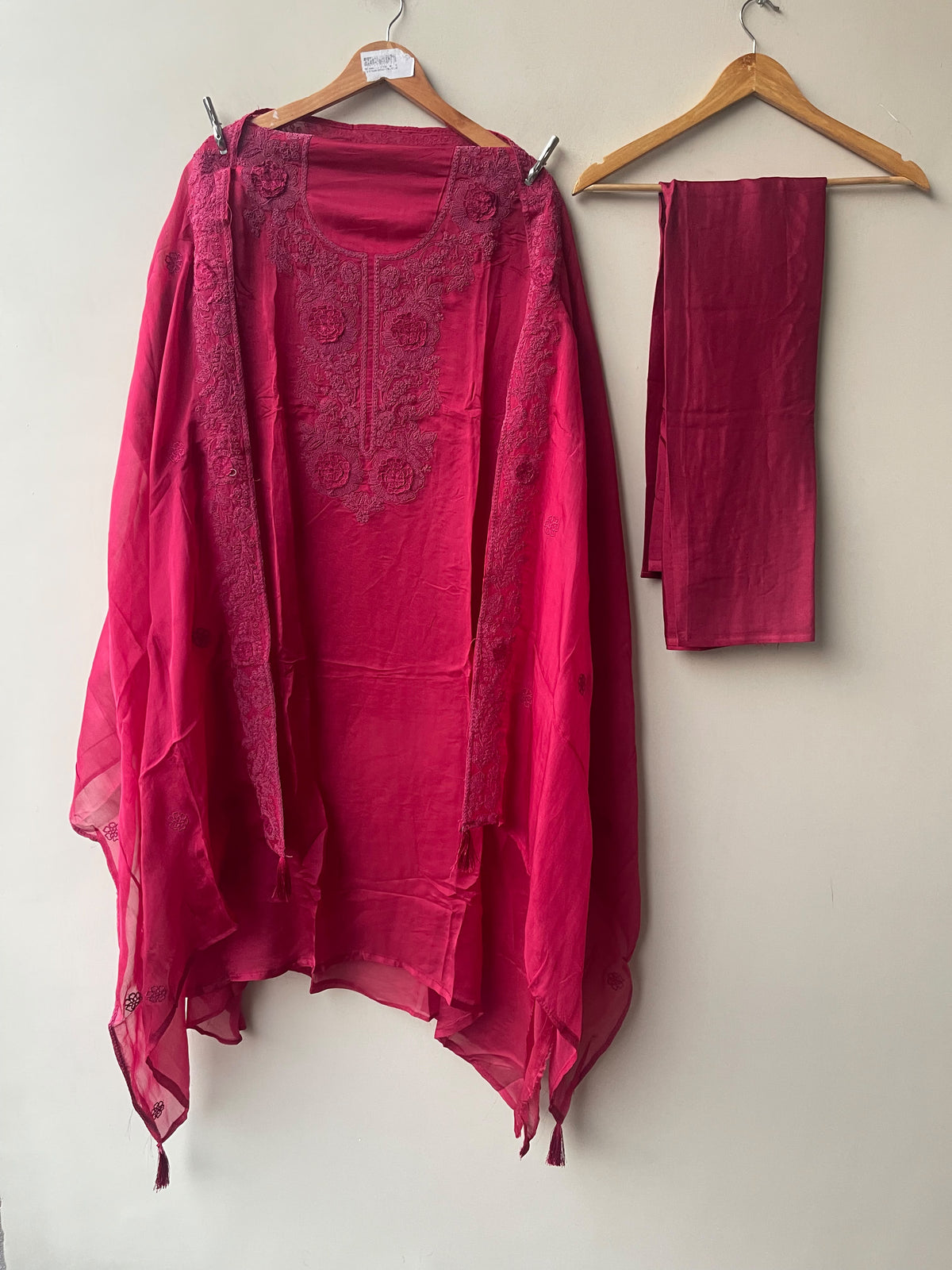 Organza Tuile Unstitched Suit Set with Resham Dori 3D Flowers Embroidery