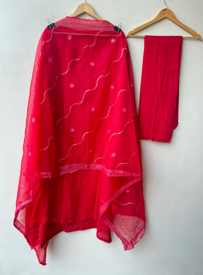 Karwachauth Special Organza Unstitched Suit with Kundan Dabka Work & Scalped Dupatta