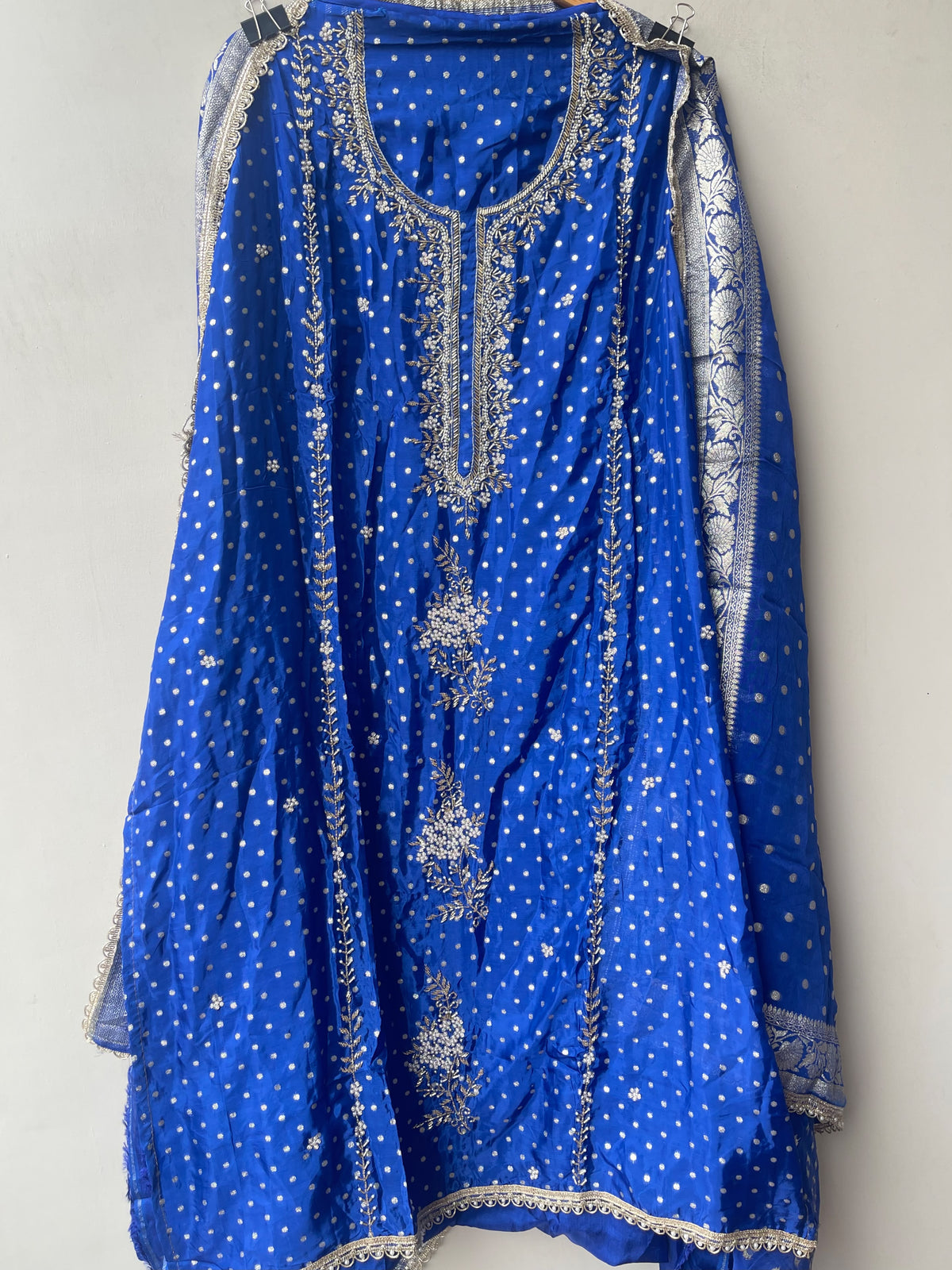 Pure Shimmer Banarasi Satin Crepe Unstitched Suit with Dabka Kutdanna Pearl Embroidery & Border Lace