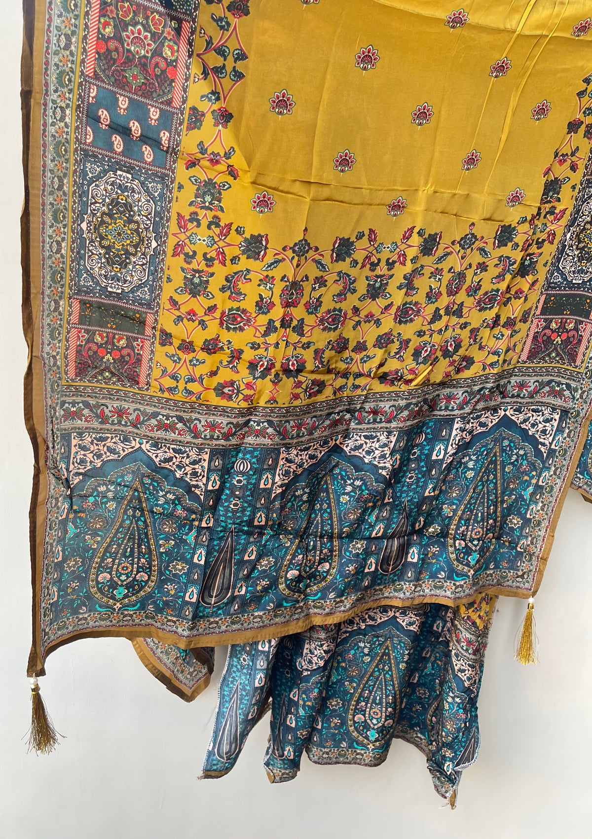 Satin Crepe Printed Unstitched Suit with Dabka Pearl Kutdanna Embroidery & Ghera Lace