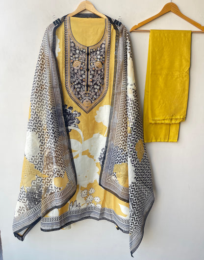 Organza Printed Pearl & Swarovski Embroidered Unstitched Suit Set with Dupatta