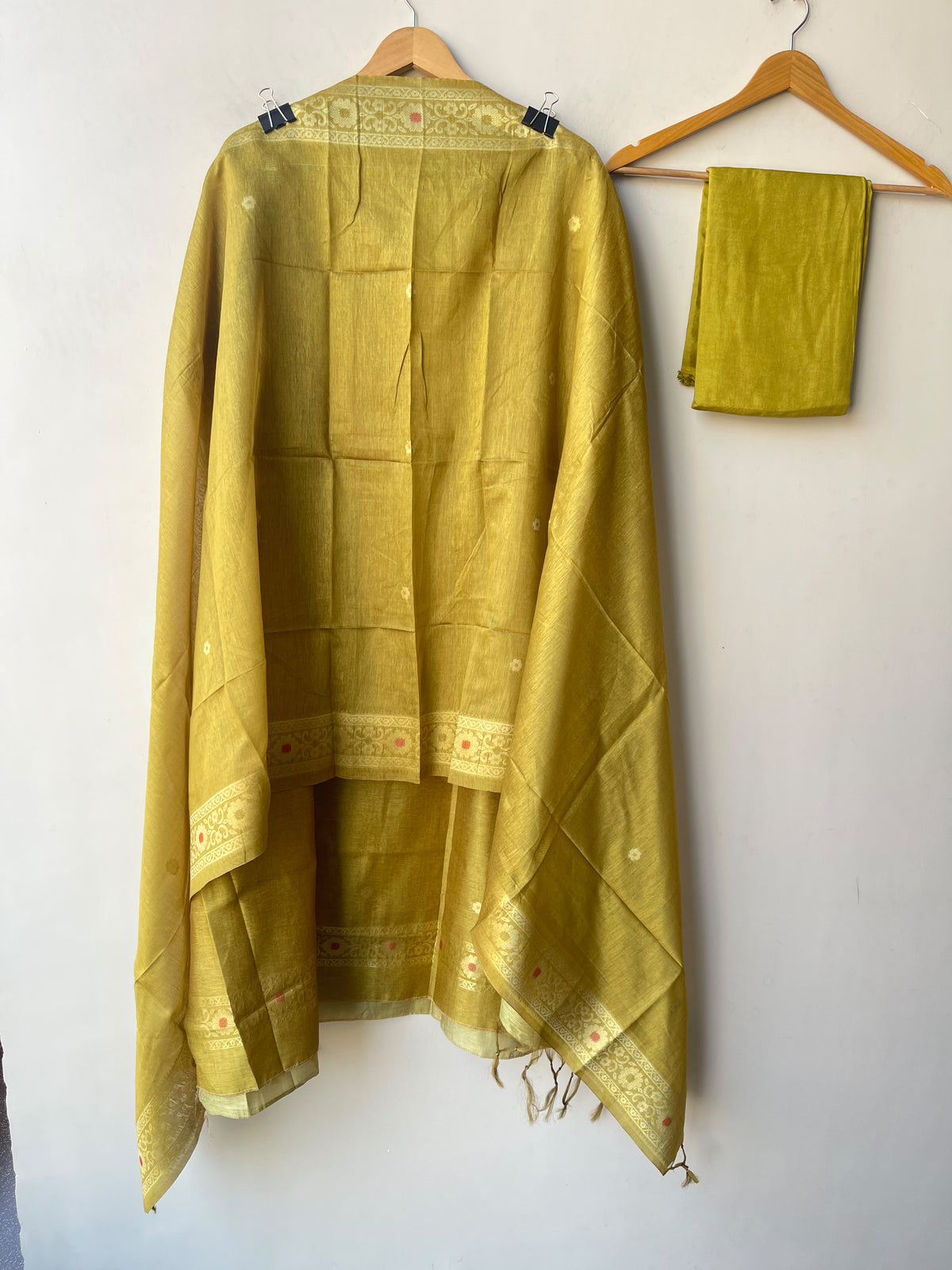 Banarasi Cotton Silk Woven Woven Embroidered Unstitched Suit Set with Dupatta