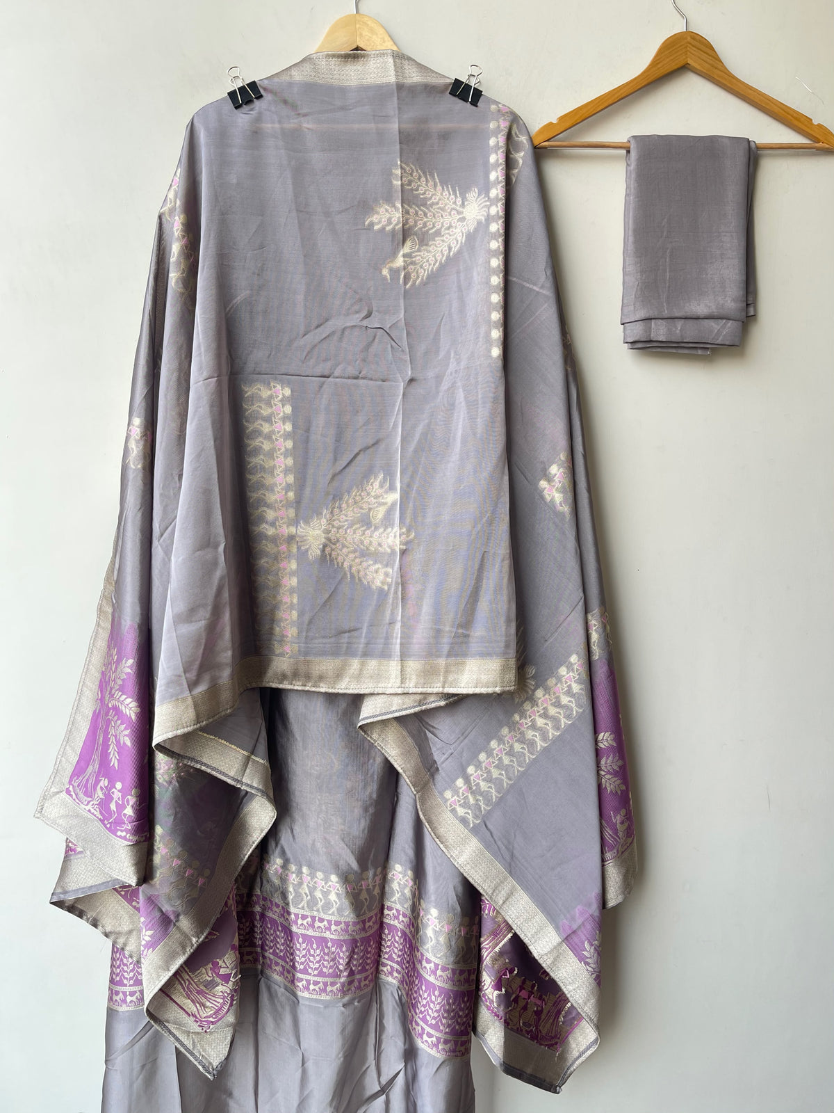 Festive Shimmer Organza Silk Weaving Resham Mirror Work Unstitched Suit Set