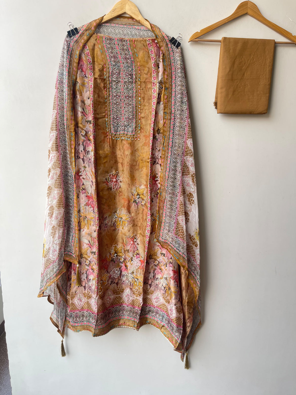 Festive Organza Tuile Printed Pearl Work Unstitched Suit Set with Chiffon Dupatta