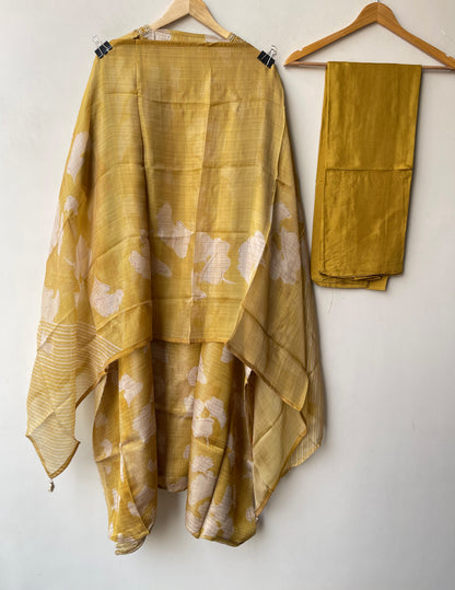 Pure Organza Silk Zari Embroidered Unstitched Suit Set with Tuile Dupatta