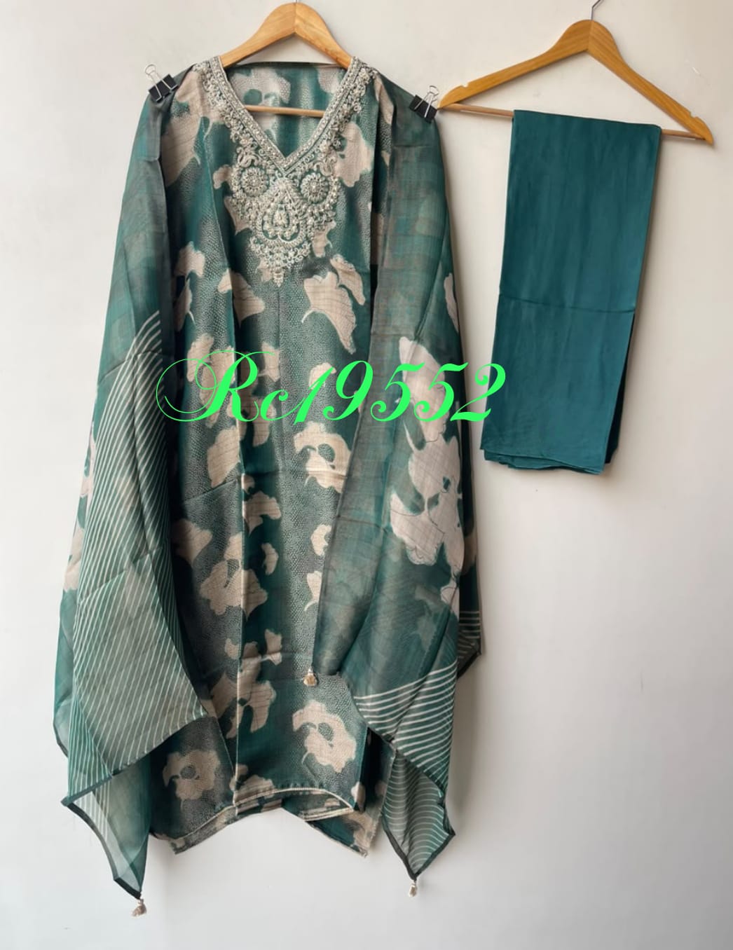 Pure Organza Silk Zari Embroidered Unstitched Suit Set with Tuile Dupatta