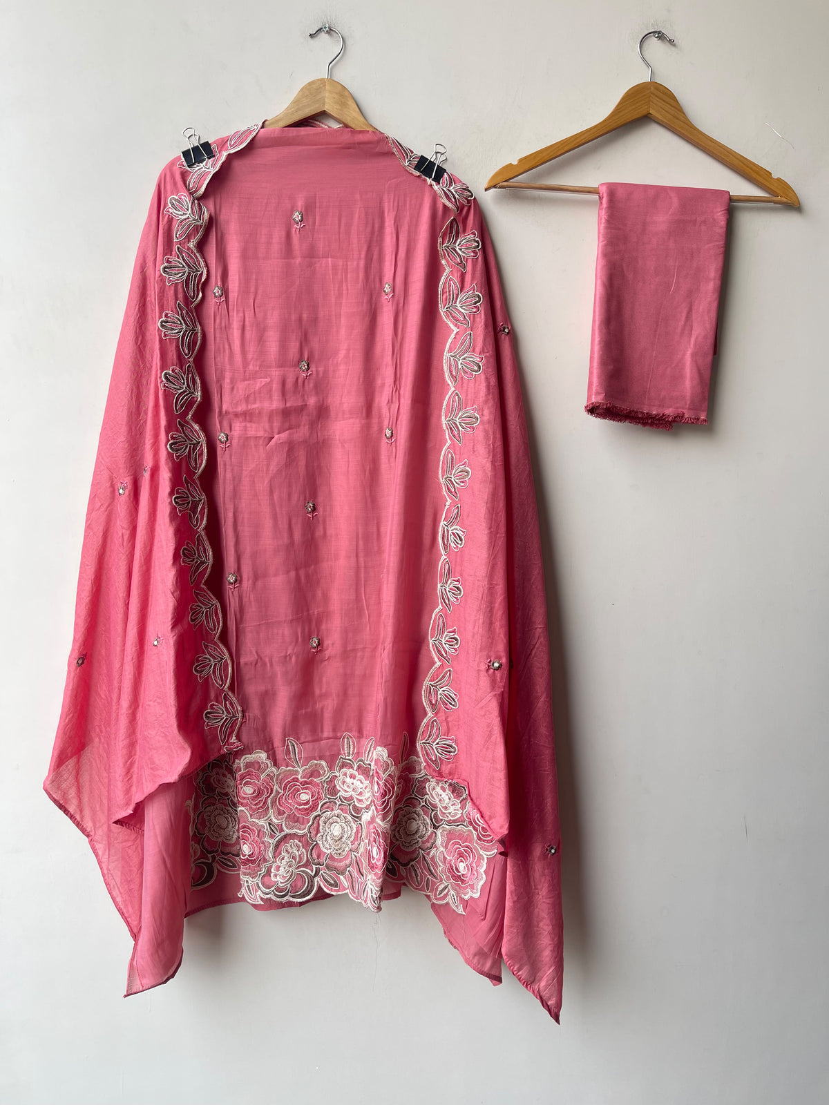 Pure Mul Chanderi Resham Embroidered Scalping Unstitched Suit Set