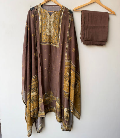 Pure Crepe Hand Embroidered Unstitched Suit Set with Pure Chinon Dupatta