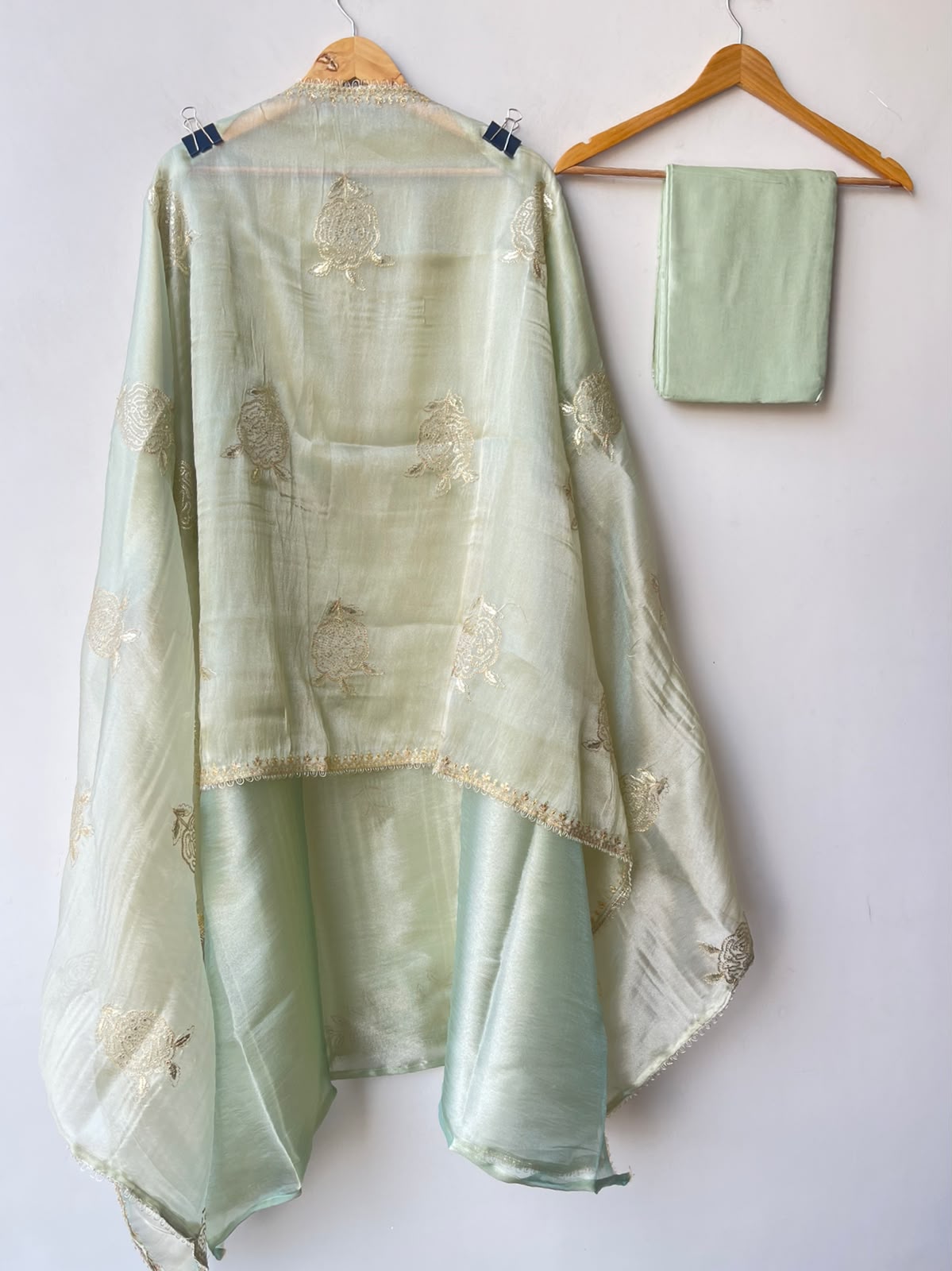 Pure Shimmer Tissue Pita Work Authentic Detail - img_02_1199x1600_dbc637fe