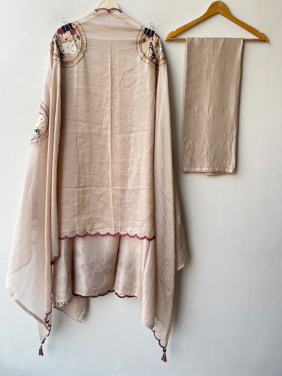 Shimmer Organza Silk Pichwai Suit Authentic Detail - img_02_2914x3885_55481460