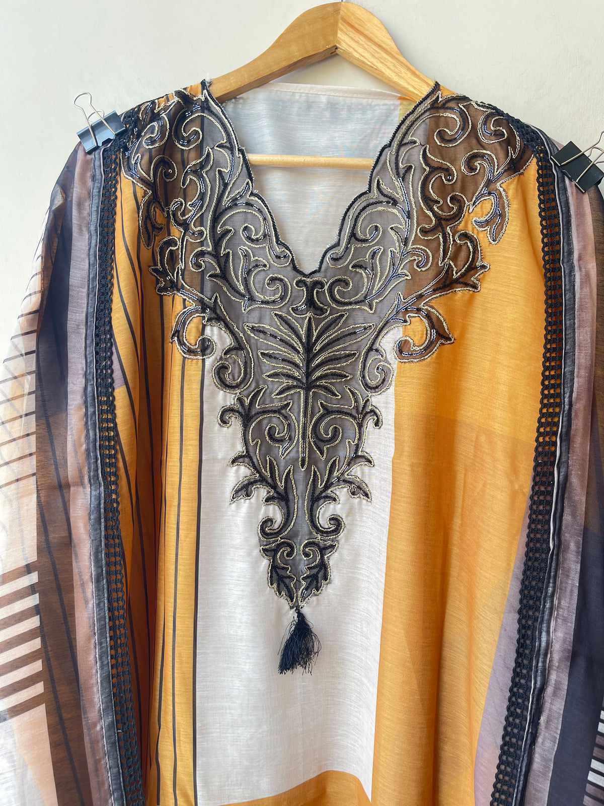 Mul Chanderi Printed Suit with Zari Neck Patchwork