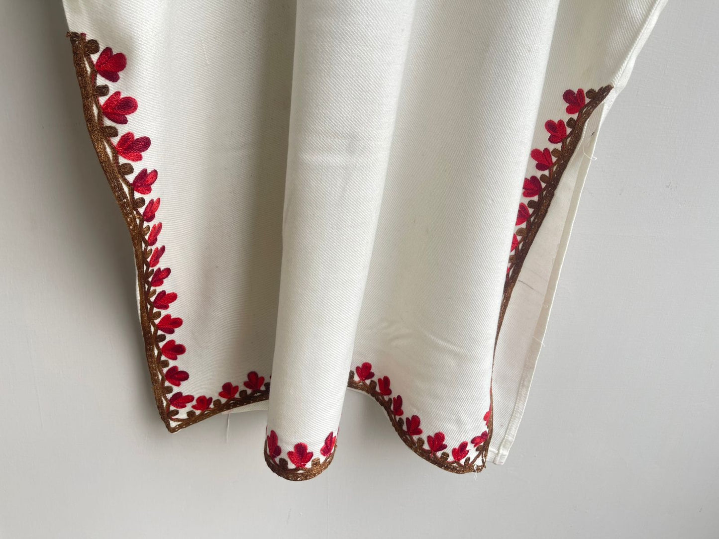 Kashmiri pheron readymade woolen kurta Rc18150