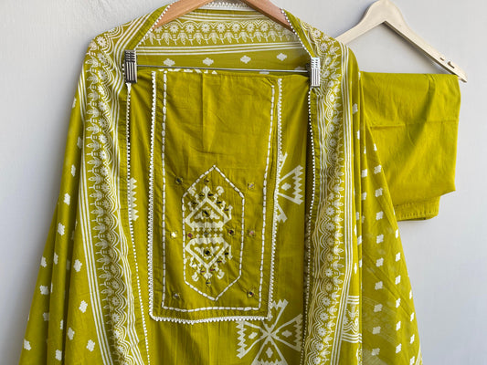 Cotton printed unstitched ladies suit Rc18502 (b)