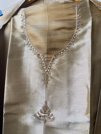 Exquisite Unstitched Self Shimmer Giraffe Silk 3ocs Designer Suit Set