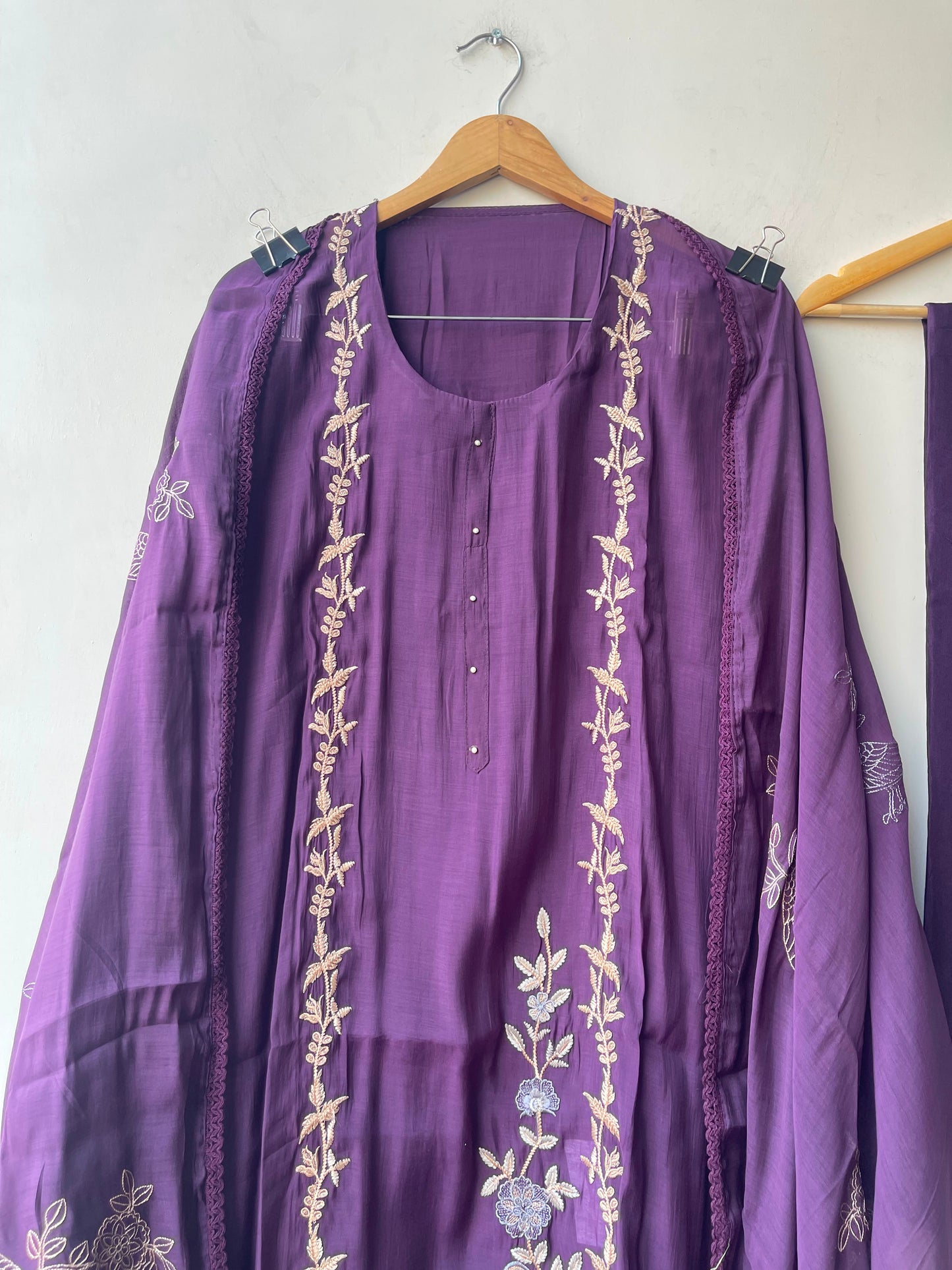 Mul chanderi unstitched ladies suit Rc19167