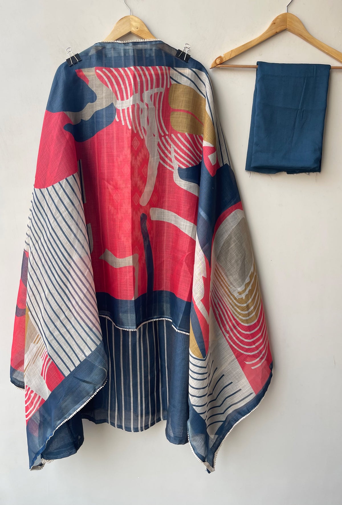 Designer Shimmer Linen Printed Unstitched 3 Pcs Suit Set