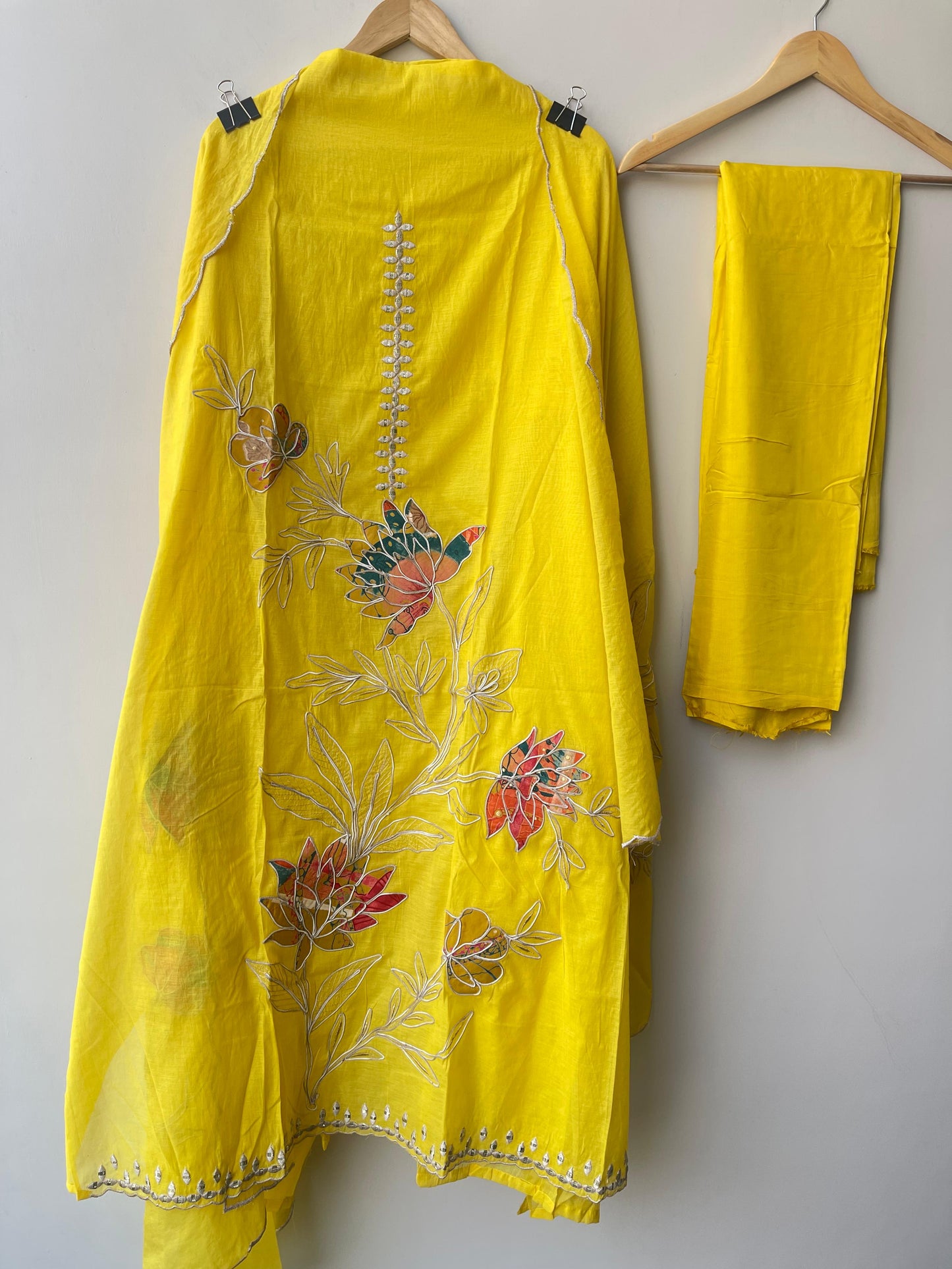 Mul chanderi unstitched ladies suit Rc18829