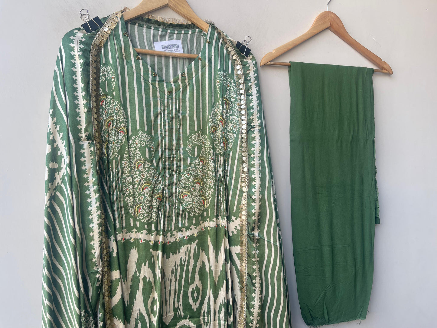 Gajji silk printed unstitched ladies suit Rc19335