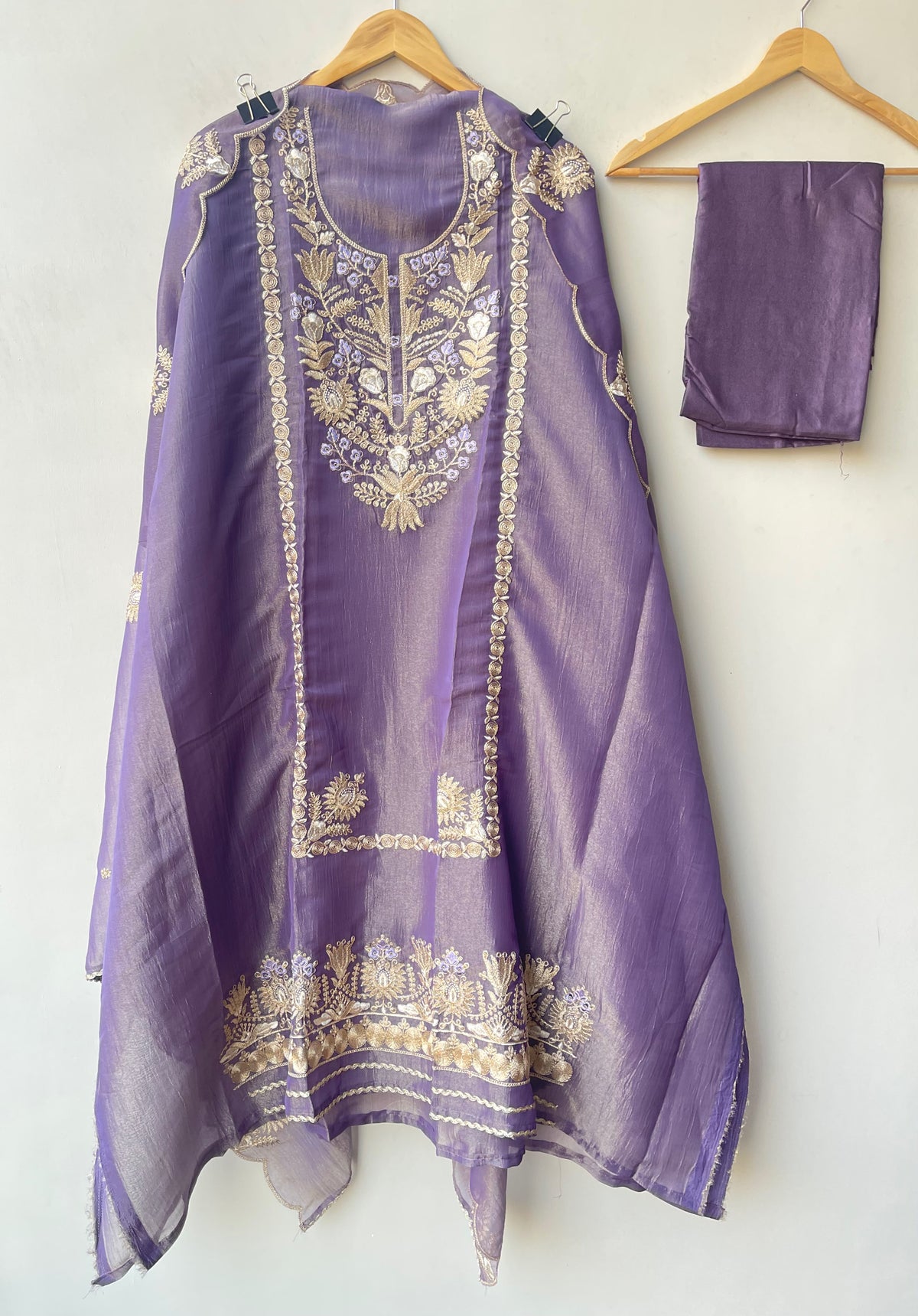 Elegant Shimmer Tissue Organza Unstitched 3 Pcs Suit Set