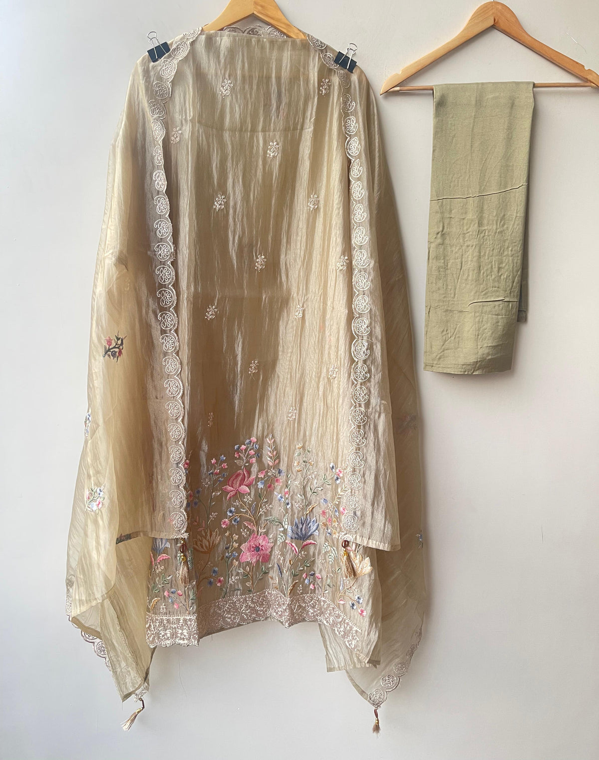 Crushed shimmer tissue ladies unstitched suit