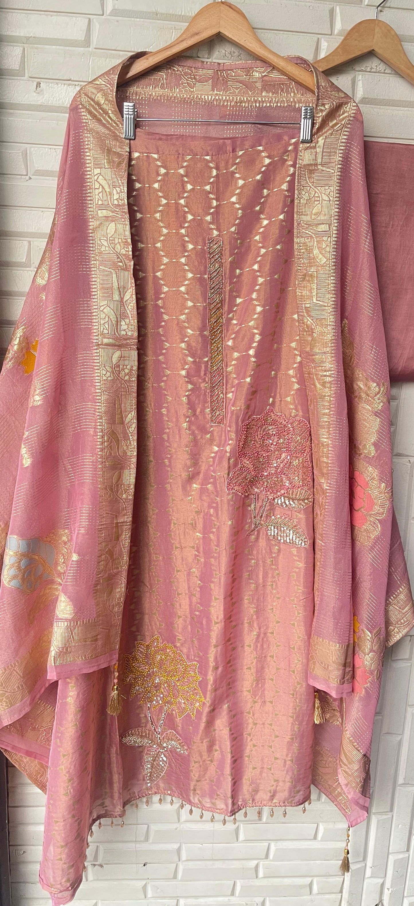 Banarasi shimmer silk unstitched ladies suit Rc17761 (b)