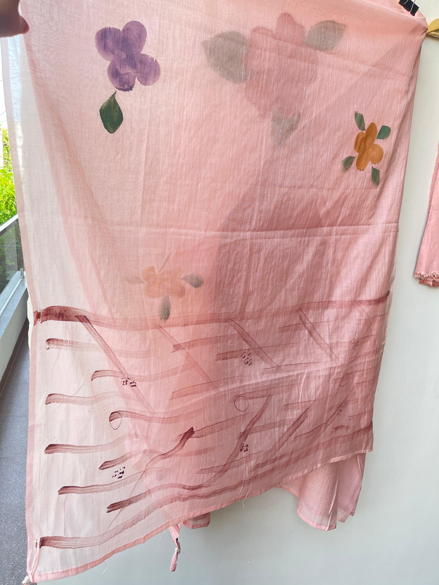 Mul chanderi brush painted unstitched ladies suit