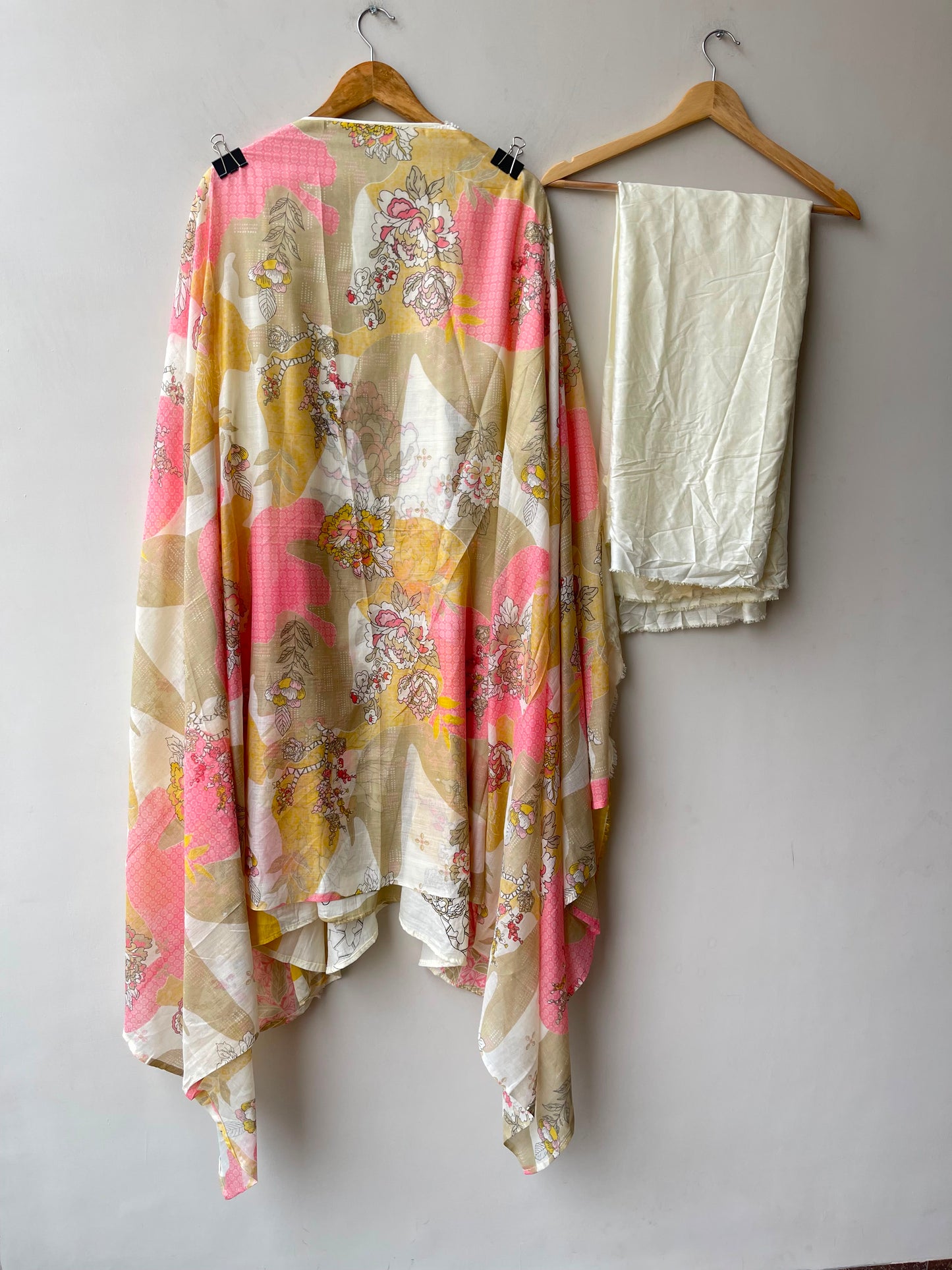 Soft cotton printed ladies unstitched suit Rc19160