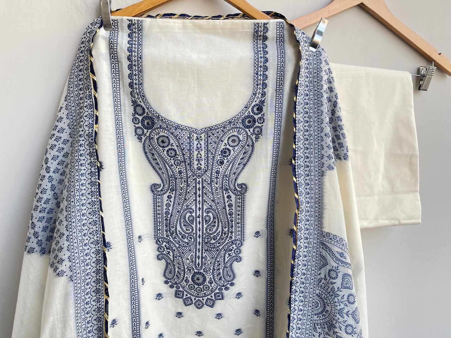 Cotton printed unstitched ladies suit Rc18370