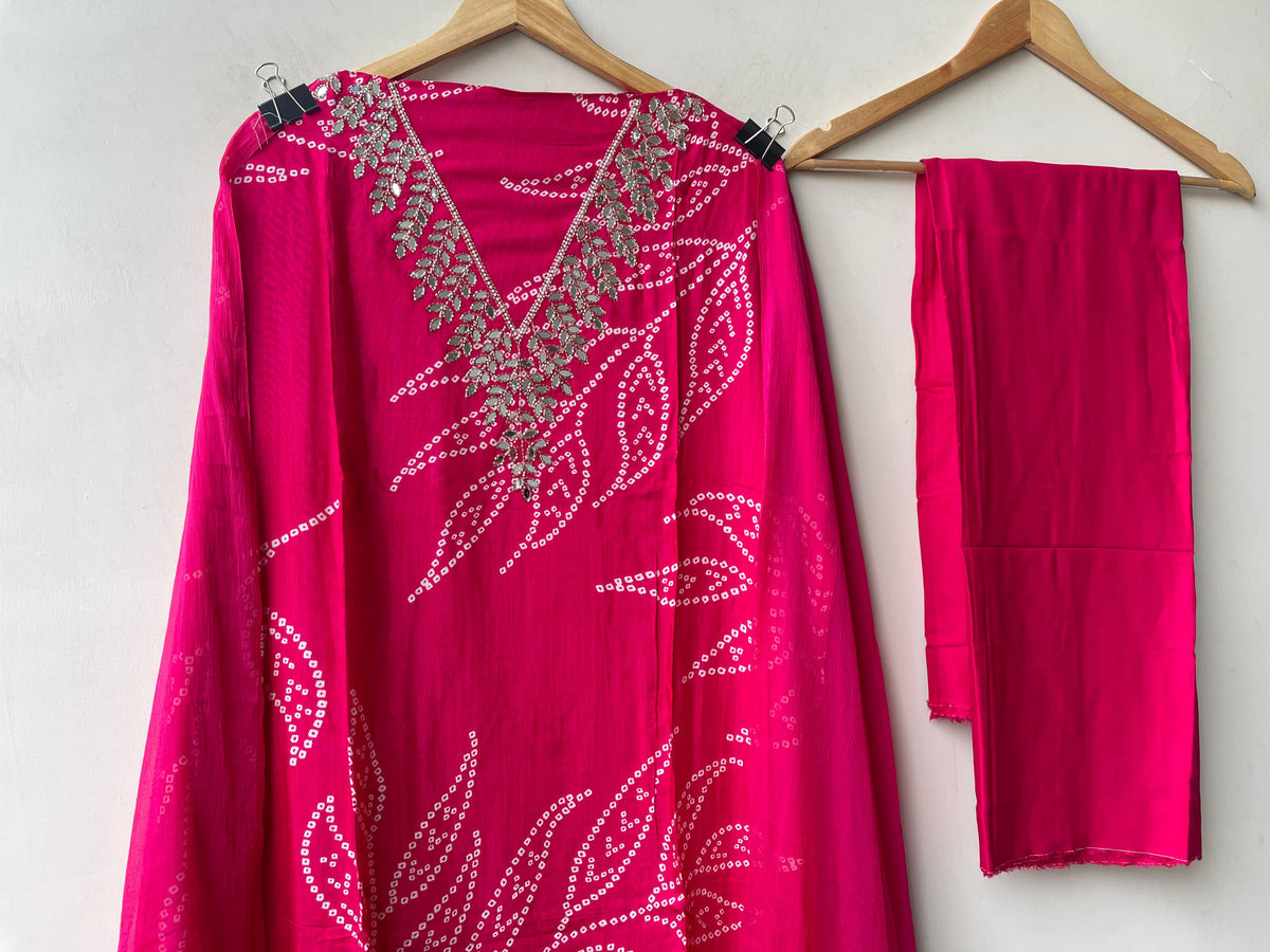 Muslin baandni printed unstitched ladies suit