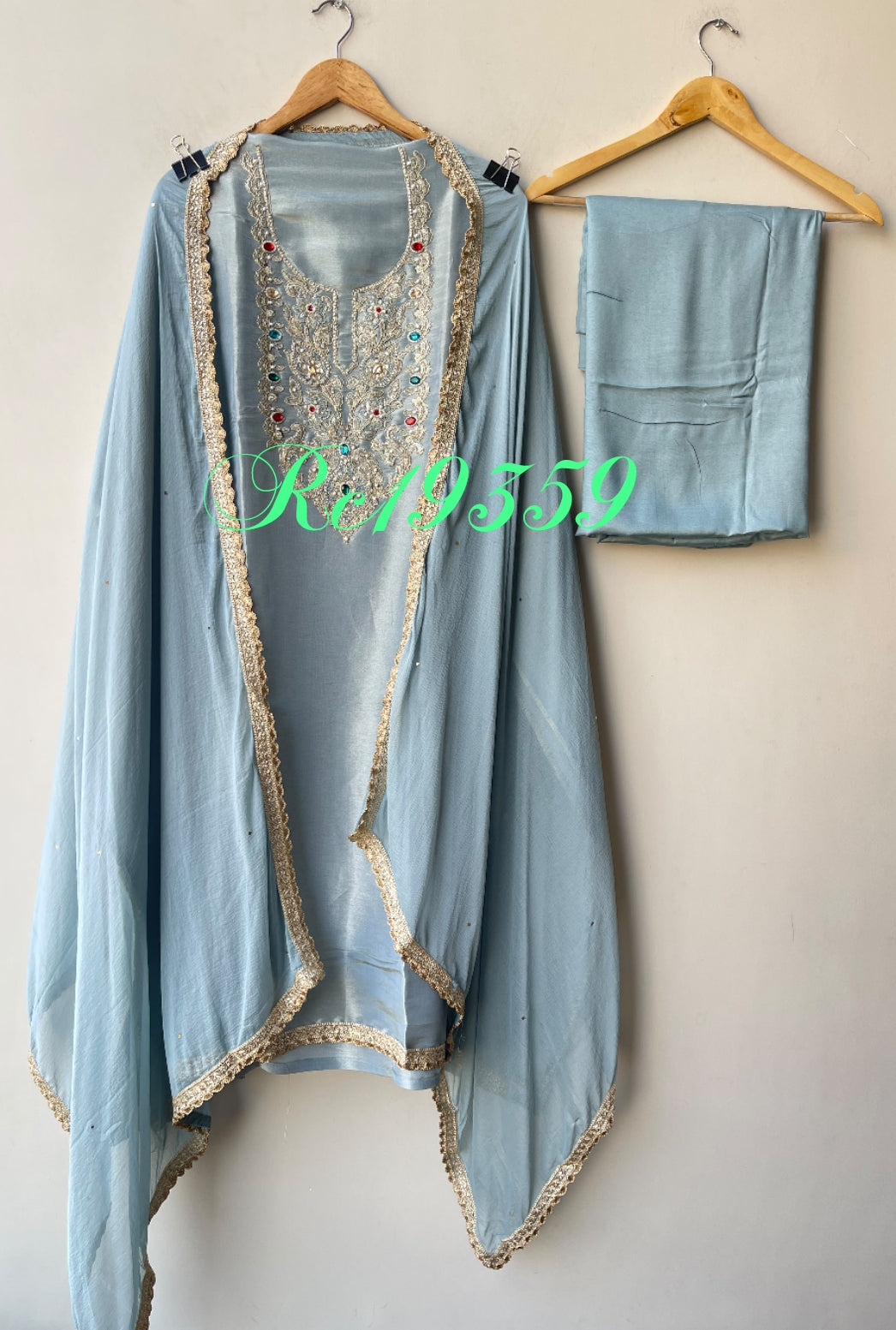 Shimmer Silk Kutdanna Embroidered unstitched ladies suit set