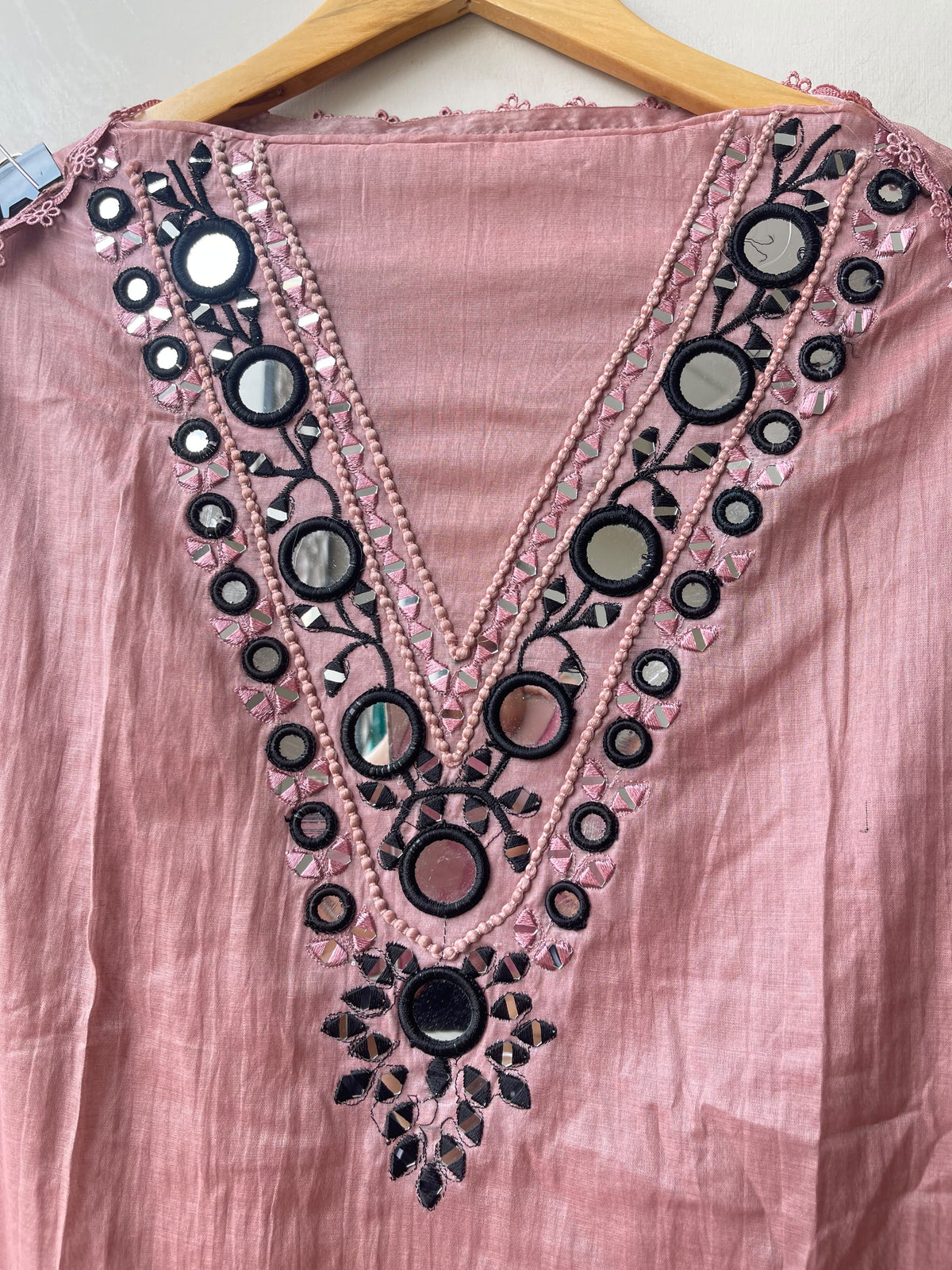 Premium Mul Chanderi Designer Unstitched 3 Pcs Suit Set
